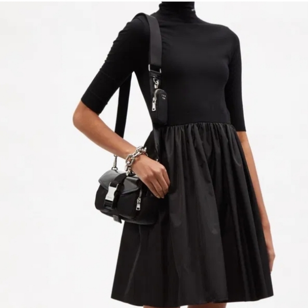 PRADA WOOL RE-NYLON BLACK FIT AND FLARE, MINI DRESS, SIZE ITALY 40 - Picture 4 of 16